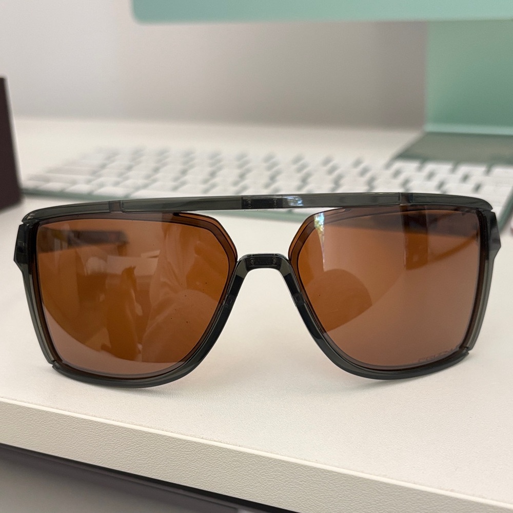 Oakley Black and Brown Men's Sunglasses